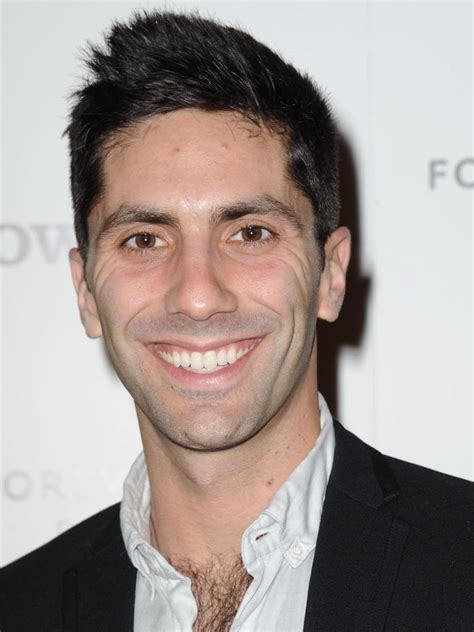 Catfish Host Nev Schulman Personal Life & Net。